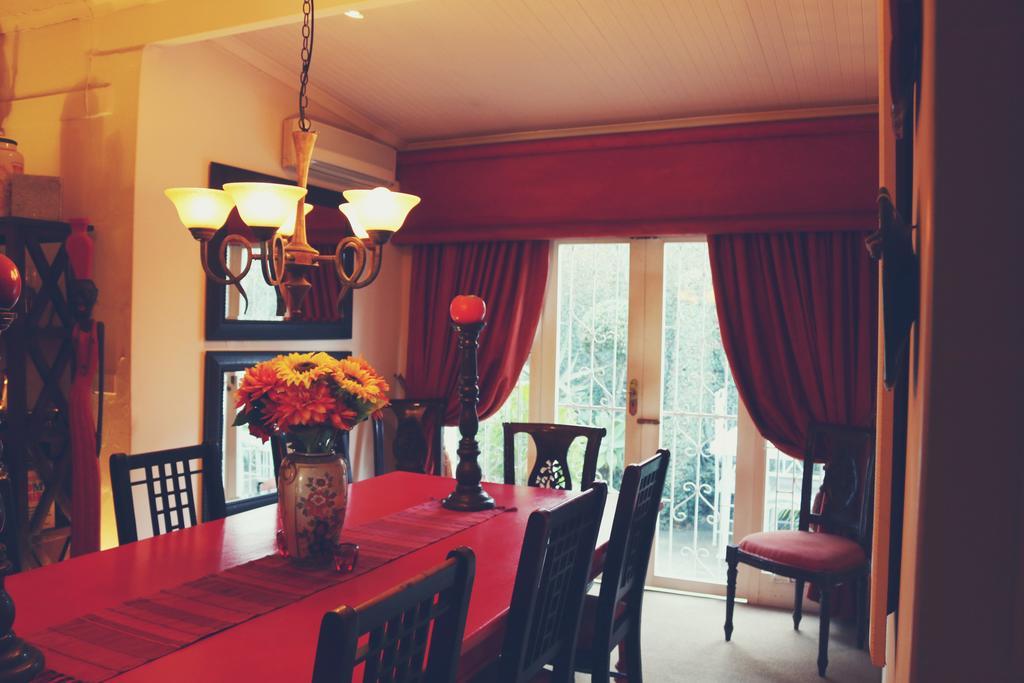 Sir Harveys Bed And Breakfast 다반 외부 사진